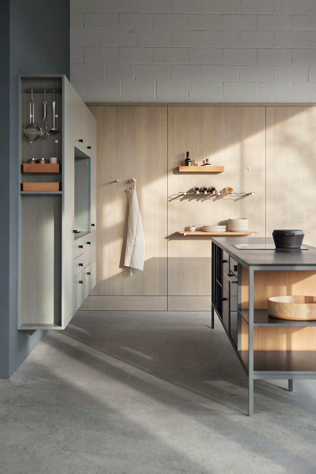 Minimalist Contemporary Kitchen Remodel by Space Theory Los Angeles Showroom project photo